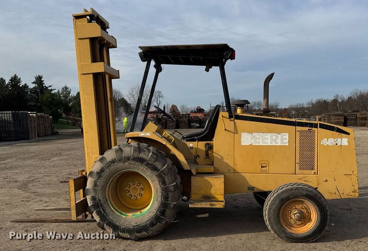 image for item OG9733 1998 John Deere 488E forklift