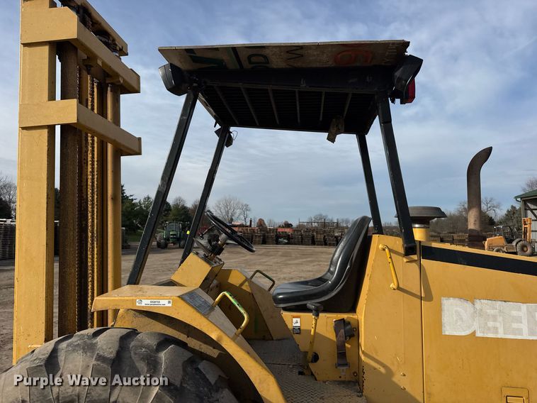 image for item OG9733 1998 John Deere 488E forklift