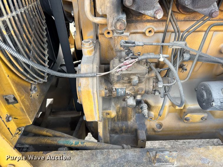 image for item OG9733 1998 John Deere 488E forklift