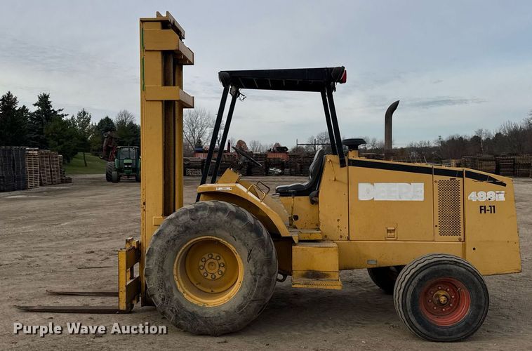 image for item OG9734 1998 John Deere 488E forklift