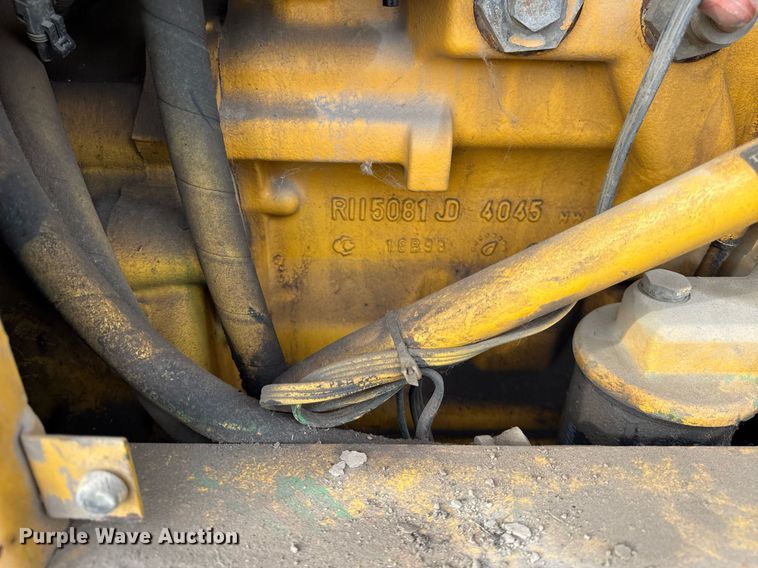 image for item OG9734 1998 John Deere 488E forklift