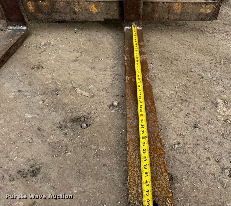 image for item OG9735 1999 Case 586G forklift