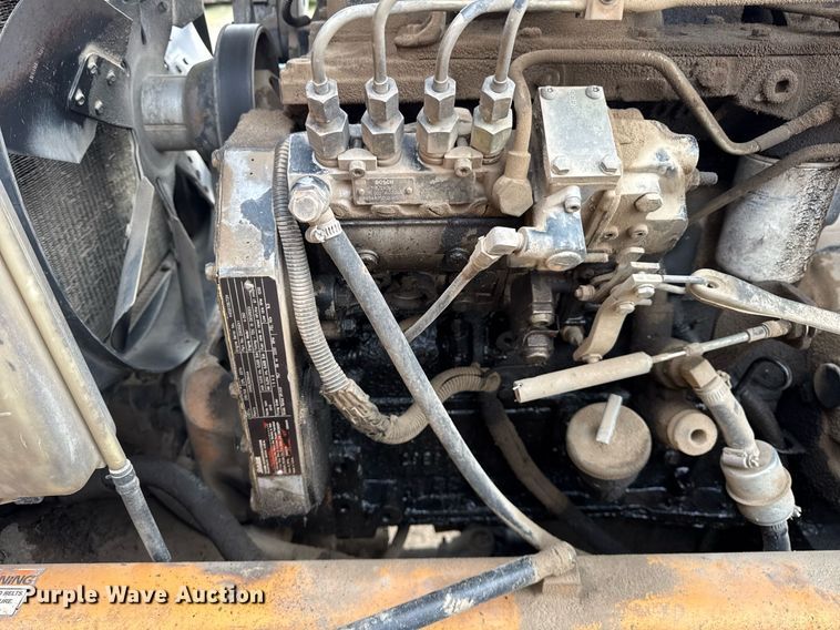 image for item OG9735 1999 Case 586G forklift