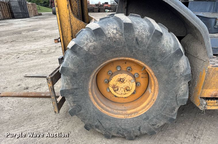 image for item OG9735 1999 Case 586G forklift