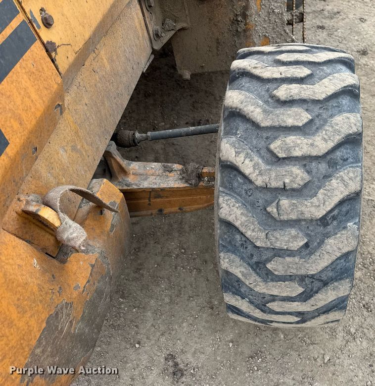 image for item OG9735 1999 Case 586G forklift