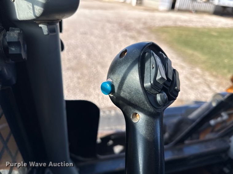 image for item OG9770 2017 Case TR270 tracked skid steer loader