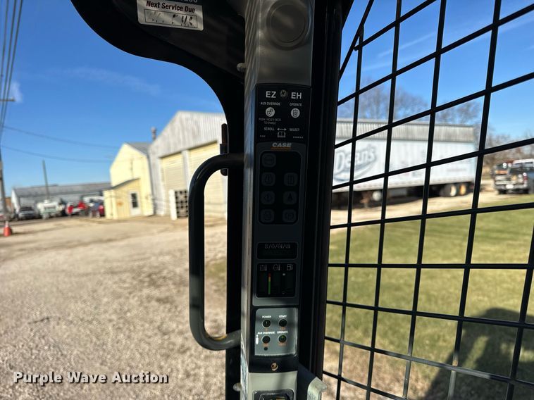 image for item OG9770 2017 Case TR270 tracked skid steer loader