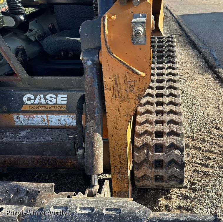 image for item OG9770 2017 Case TR270 tracked skid steer loader