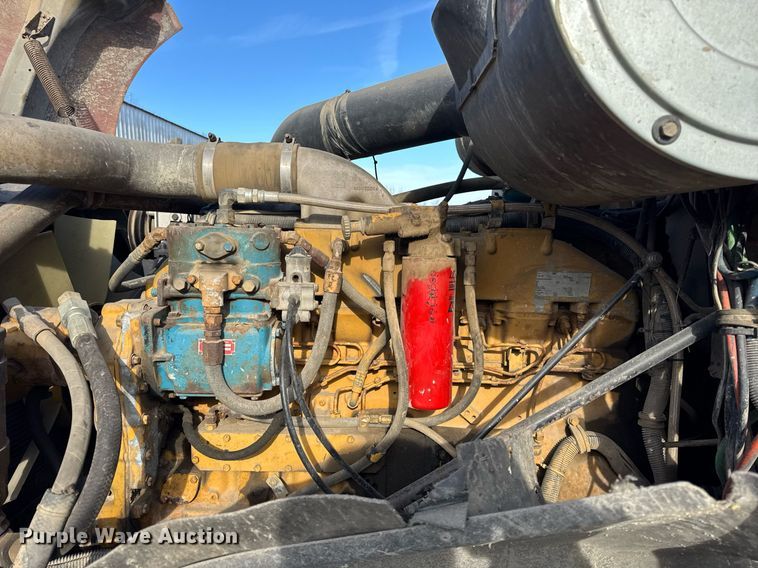 image for item OG9773 1993 International  dump truck