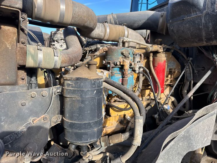 image for item OG9773 1993 International  dump truck