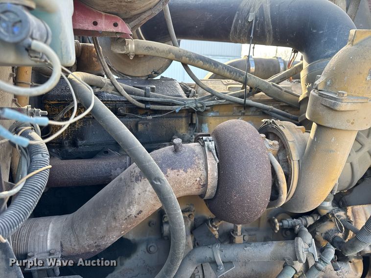 image for item OG9773 1993 International  dump truck