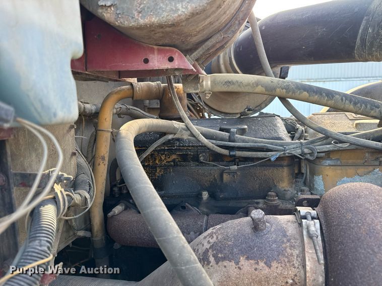 image for item OG9773 1993 International  dump truck