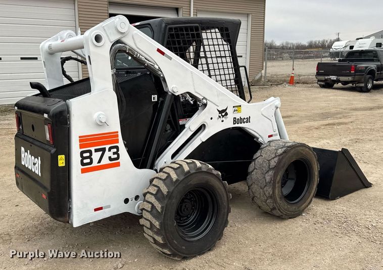 image for item OG9778 2000 Bobcat  873 skid steer loader