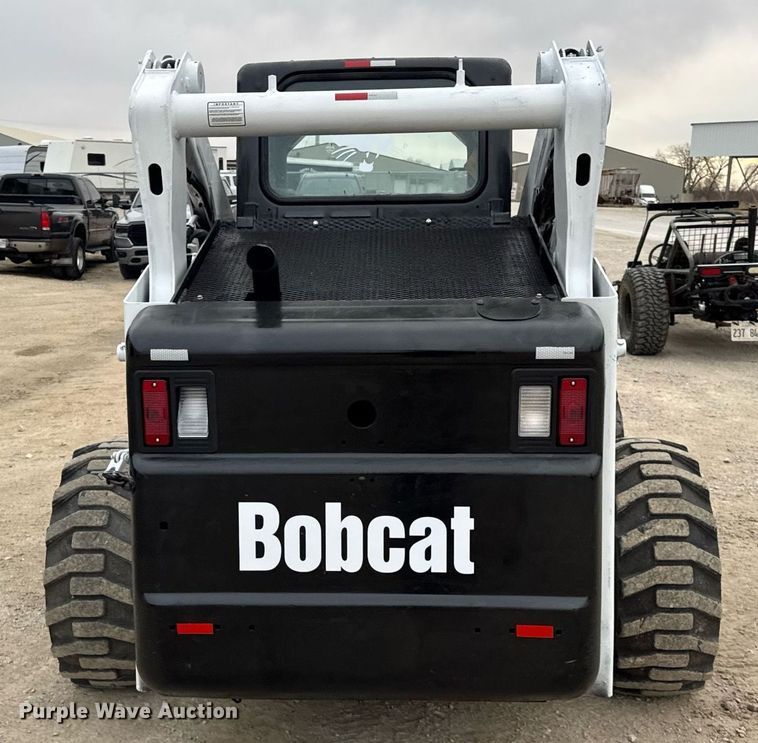 image for item OG9778 2000 Bobcat  873 skid steer loader