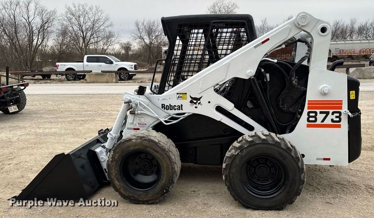 image for item OG9778 2000 Bobcat  873 skid steer loader