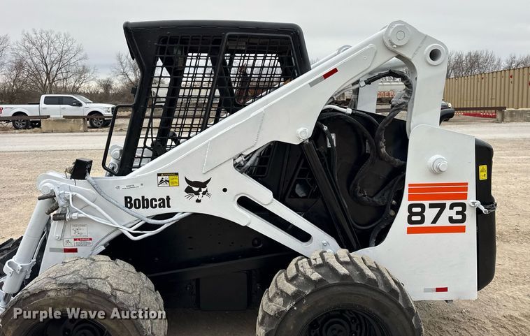 image for item OG9778 2000 Bobcat  873 skid steer loader