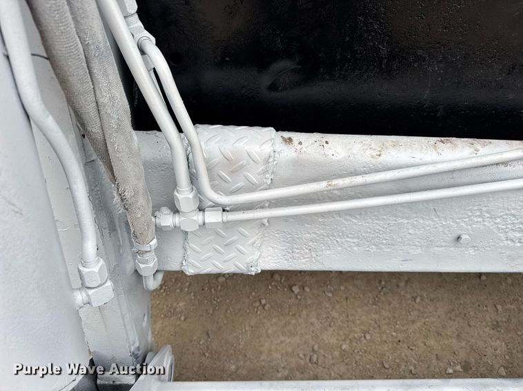 image for item OG9778 2000 Bobcat  873 skid steer loader