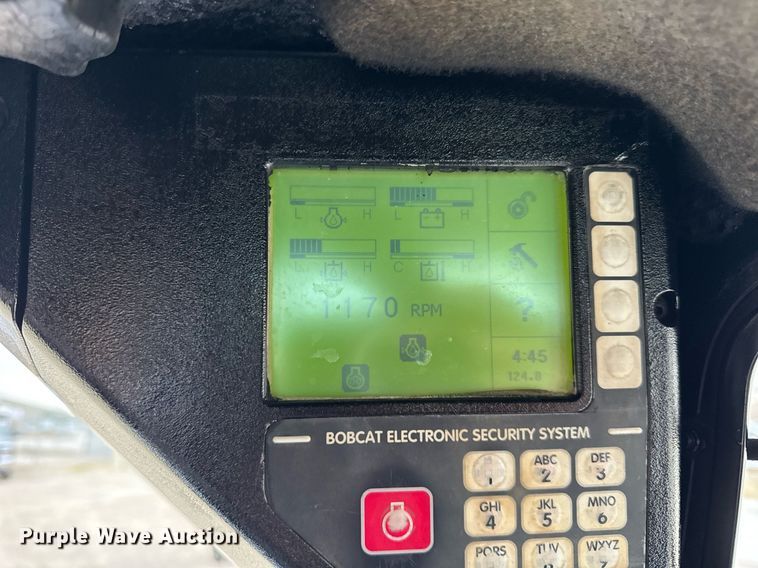 image for item OG9778 2000 Bobcat  873 skid steer loader
