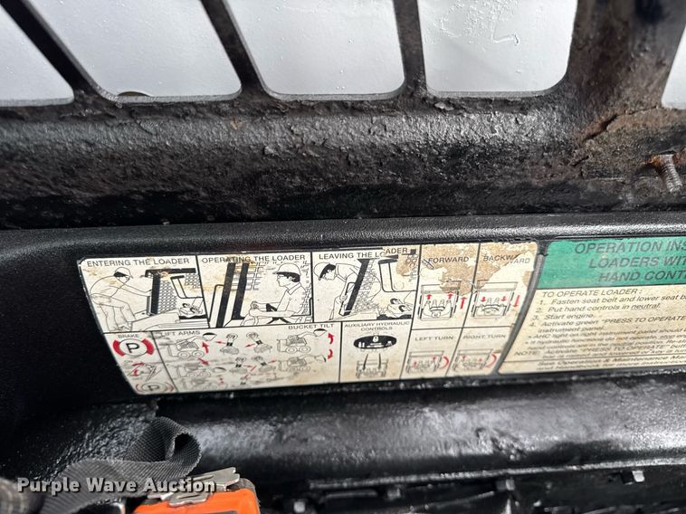 image for item OG9778 2000 Bobcat  873 skid steer loader