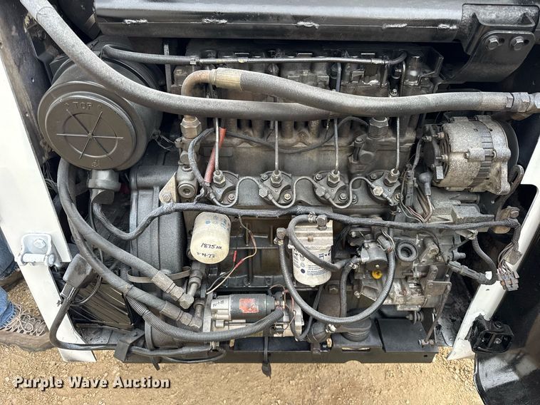 image for item OG9778 2000 Bobcat  873 skid steer loader