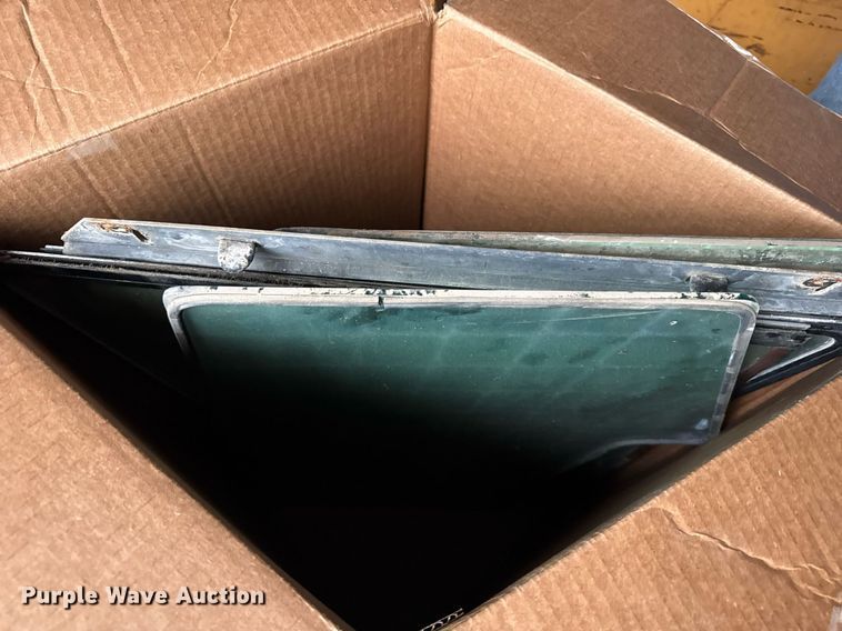 image for item OG9778 2000 Bobcat  873 skid steer loader