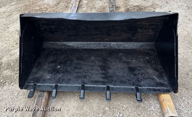 image for item OG9780 Skid steer bucket