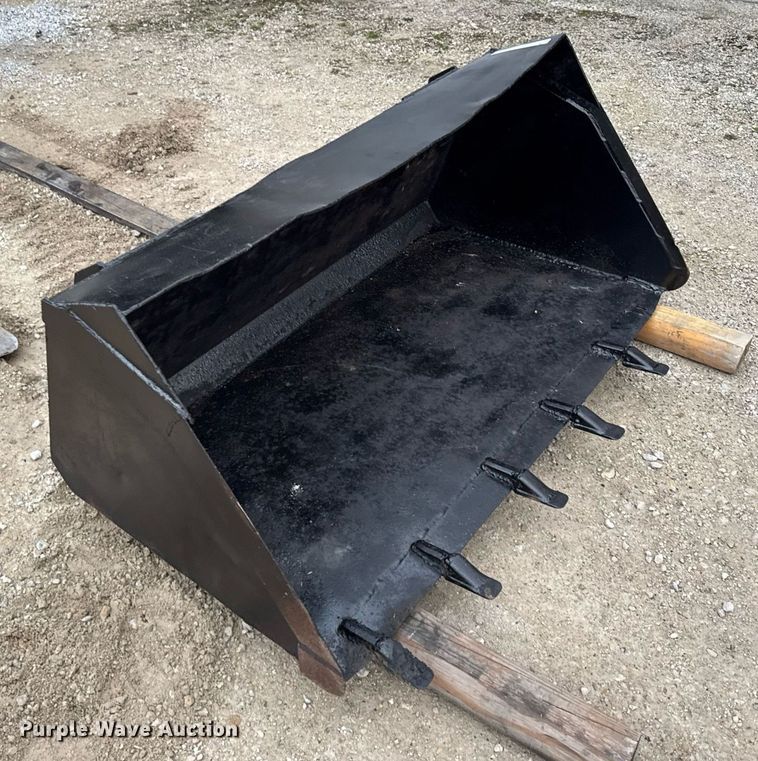 image for item OG9780 Skid steer bucket
