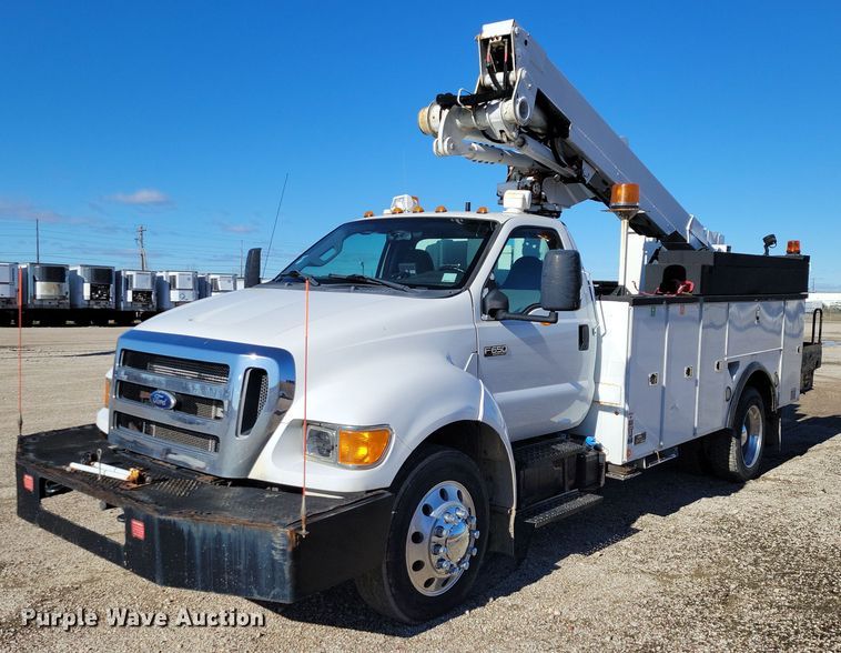 image for item OH9407 2011 Ford F650 Super Duty bucket truck