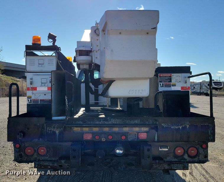 image for item OH9407 2011 Ford F650 Super Duty bucket truck