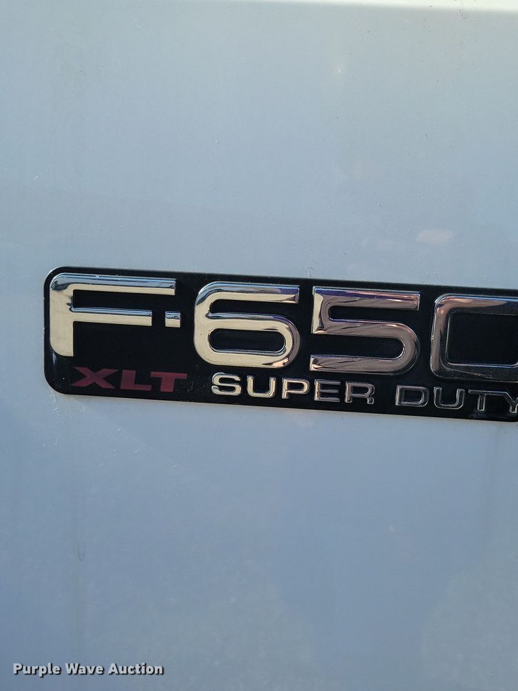 image for item OH9407 2011 Ford F650 Super Duty bucket truck