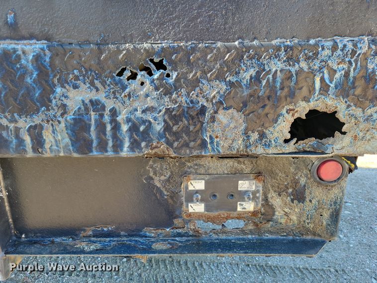 image for item OH9407 2011 Ford F650 Super Duty bucket truck