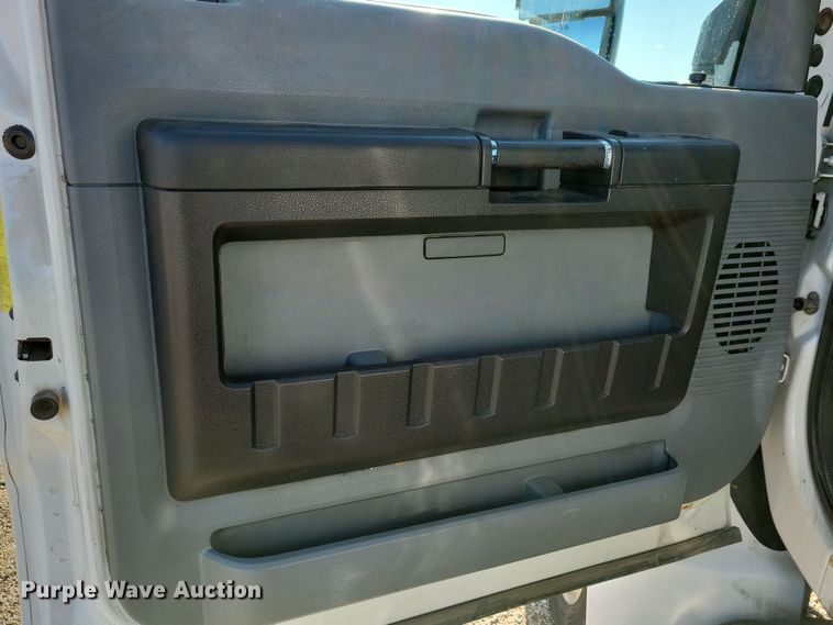 image for item OH9407 2011 Ford F650 Super Duty bucket truck