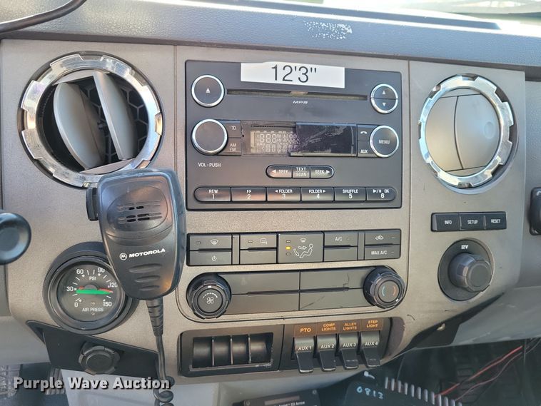 image for item OH9407 2011 Ford F650 Super Duty bucket truck