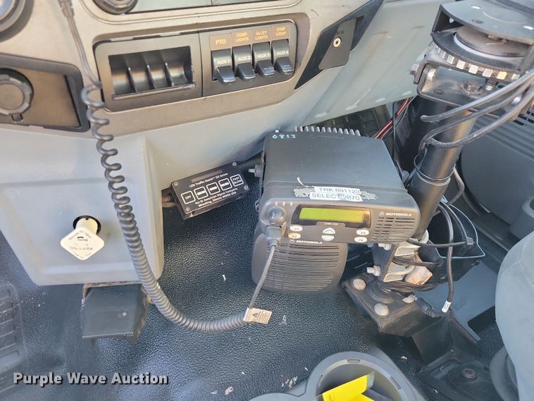 image for item OH9407 2011 Ford F650 Super Duty bucket truck