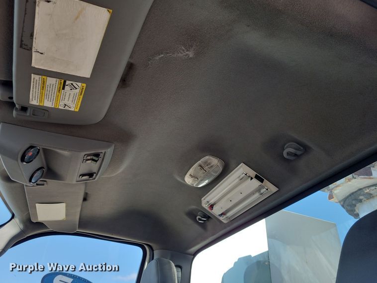 image for item OH9407 2011 Ford F650 Super Duty bucket truck