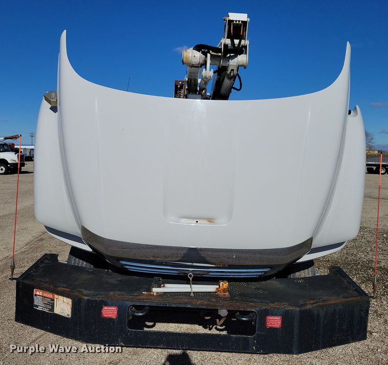 image for item OH9407 2011 Ford F650 Super Duty bucket truck