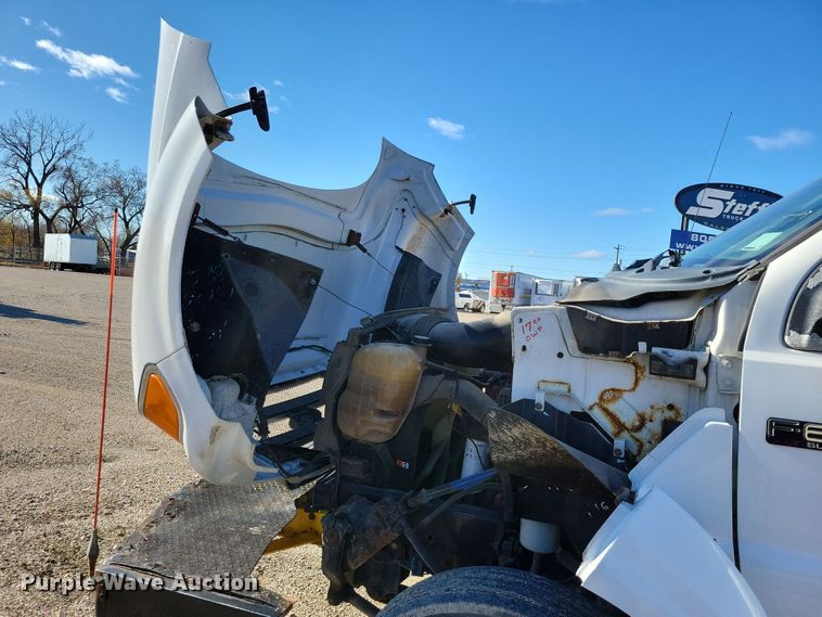 image for item OH9407 2011 Ford F650 Super Duty bucket truck