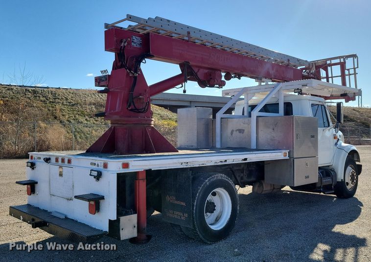 image for item OH9408 1999 International  4700 bucket truck