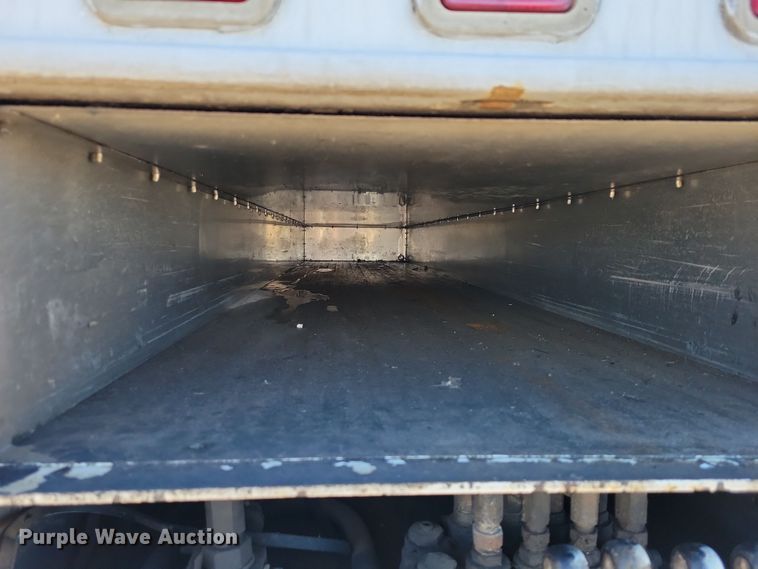 image for item OH9408 1999 International  4700 bucket truck