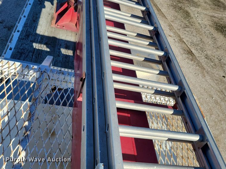 image for item OH9408 1999 International  4700 bucket truck