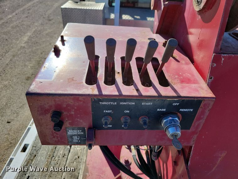 image for item OH9408 1999 International  4700 bucket truck