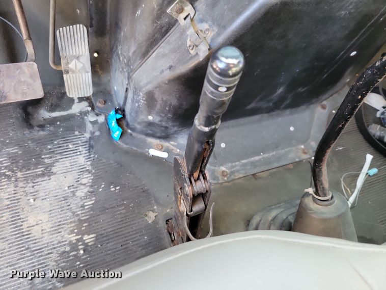 image for item OH9408 1999 International  4700 bucket truck