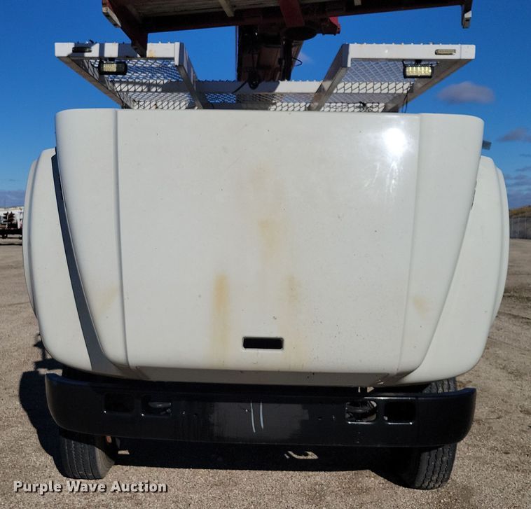 image for item OH9408 1999 International  4700 bucket truck