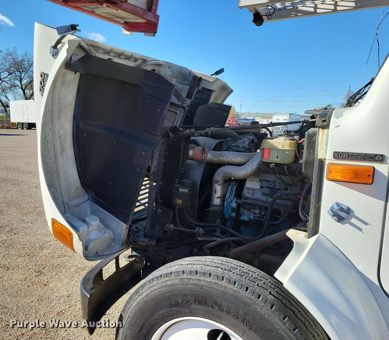 image for item OH9408 1999 International  4700 bucket truck