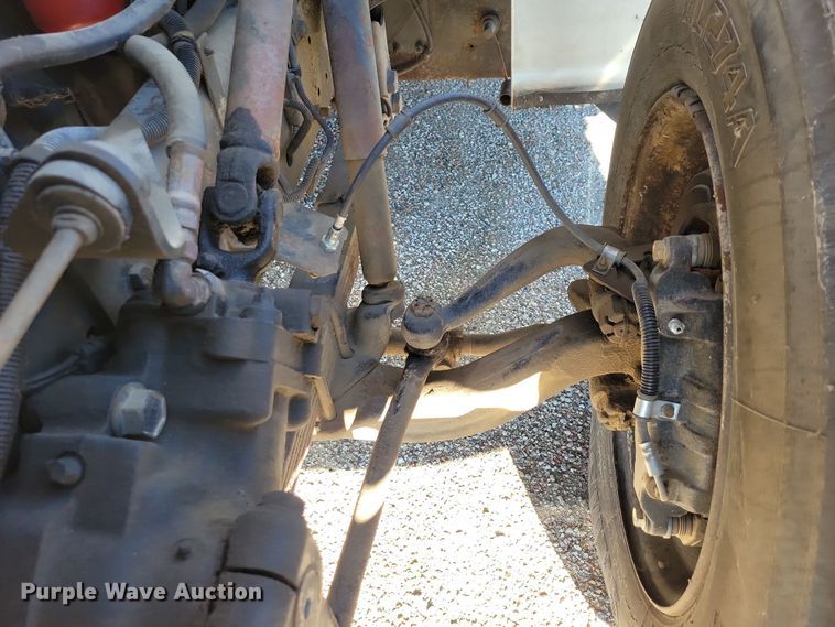 image for item OH9408 1999 International  4700 bucket truck