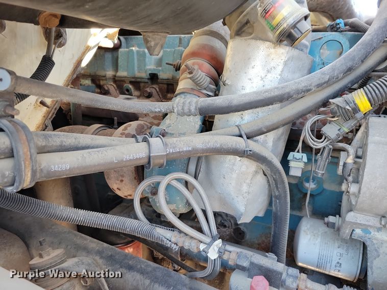 image for item OH9408 1999 International  4700 bucket truck