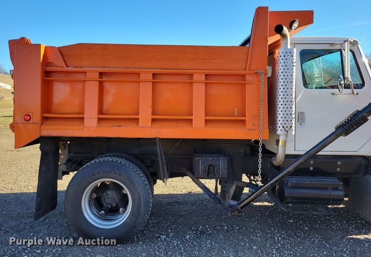 image for item OH9414 1981 International  S2500 dump truck