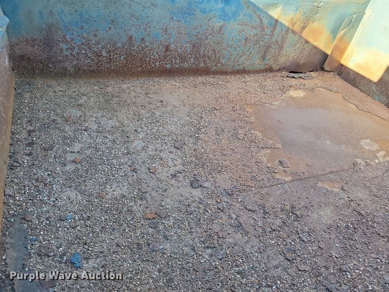 image for item OH9414 1981 International  S2500 dump truck