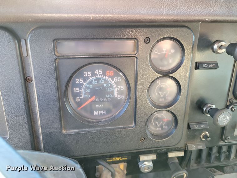 image for item OH9414 1981 International  S2500 dump truck