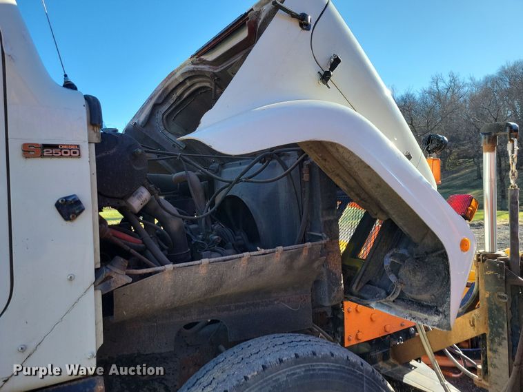 image for item OH9414 1981 International  S2500 dump truck